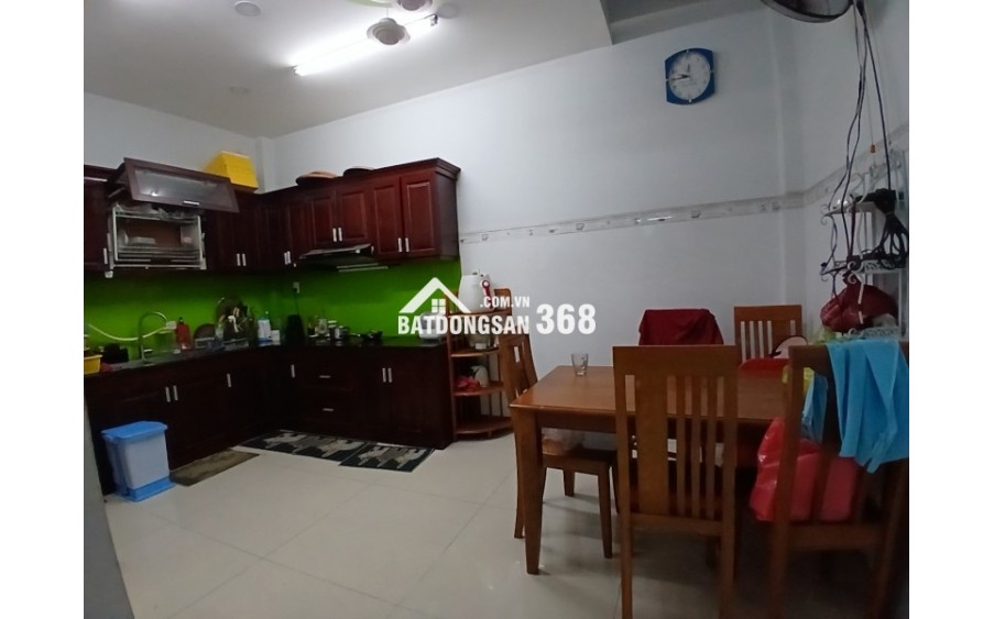 Bán nhà 3 tầng, 3PN Trần Thị Điệu, Phước Long, TP HCM. DT 95m2, SH, giá 7.35 tỷ. LH 0933125879